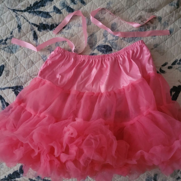 Bavarian Maid Halloween Costume size XL - Picture 9 of 14